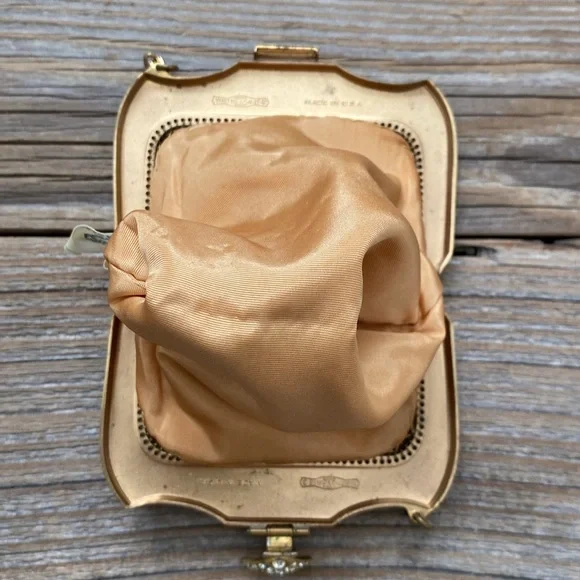 Whiting & Davis Co. Vintage Mesh Bag. - Picture 5 of 6